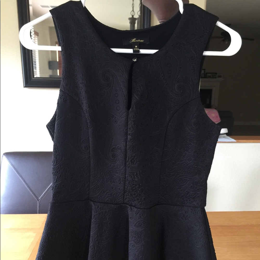 Women black top